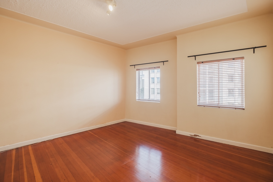 2 Bedroom Property for Sale in Cape Town City Centre Western Cape